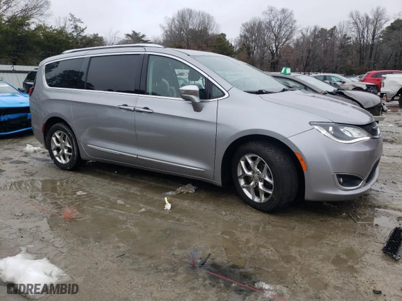 2018 Chrysler Pacifica Limited with VIN 2C4RC1GG7JR141274, listed as a Copart auction lot 42789795 with 148,012 mi miles and Salvage Title. Bid and sale history available at carsss.com. Image 4.