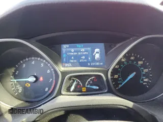 2014 Ford Focus SE with VIN 1FADP3F23EL174888, listed as a Copart auction lot 47294855 with 231,389 mi miles and Salvage Title. Bid and sale history available at DreamBid. Image 9.
