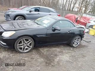 2015 Mercedes-Benz SLK-Class SLK 250 with VIN WDDPK4HA5FF111457, listed as a IAAI auction lot 41816350 with 35,524 mi miles. Bid and sale history available at carsss.com. Image 14.