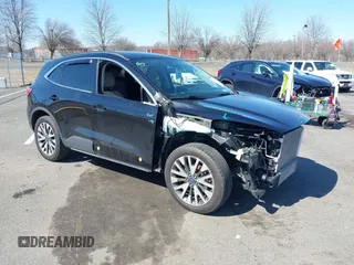 2020 Ford Escape Titanium z VIN 1FMCU9J98LUA44923, wystawiony jako IAAI lot #41779691 z przebiegiem 73 259 mil mil oraz . Historia ofert i sprzedaży dostępna na DreamBid. Obrazek 1.