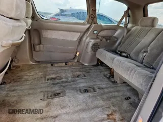 2000 Toyota Sienna LE with VIN 4T3ZF13C2YU218417, listed as a Copart auction lot 63328035 with 263,439 mi miles and Salvage title. Bid and sale history available at DreamBid. Image 11.