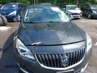 2016 Buick Regal z VIN 2G4GK5EX5G9102563, wystawiony jako IAAI lot #42258725 z przebiegiem 72 328 mil mil oraz . Historia ofert i sprzedaży dostępna na DreamBid. Obrazek 6.