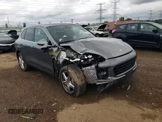2018 Porsche Cayenne S z VIN WP1AB2A2XJLA60196, wystawiony jako Copart lot #65224404 z przebiegiem 17 806 mil mil oraz Szkoda całkowita • Salvage title. Historia ofert i sprzedaży dostępna na DreamBid. Obrazek 11.