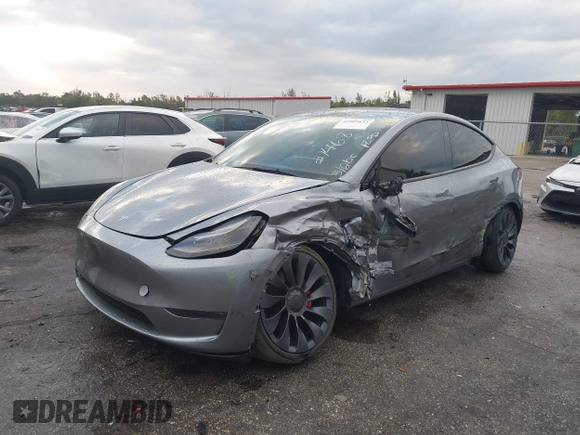 2024 Tesla Model Y Performance with VIN 7SAYGDEF3RA307468, listed as a IAAI auction lot 41805853 with 10,377 mi miles and . Bid and sale history available at DreamBid. Image 16.