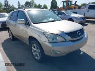 2005 Lexus RX 330 with VIN 2T2GA31UX5C028590, listed as a IAAI auction lot 42054034 with 298,825 mi miles. Bid and sale history available at carsss.com. Image 1.
