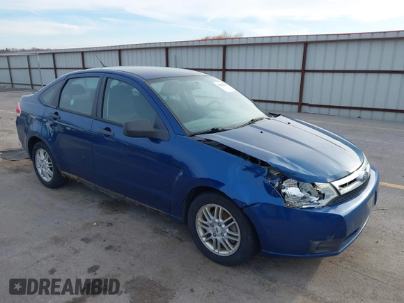 2009 Ford Focus SE with VIN 1FAHP35N39W176884, listed as a IAAI auction lot 41865864 with 193,747 mi miles. Bid and sale history available at carsss.com. Image 1.