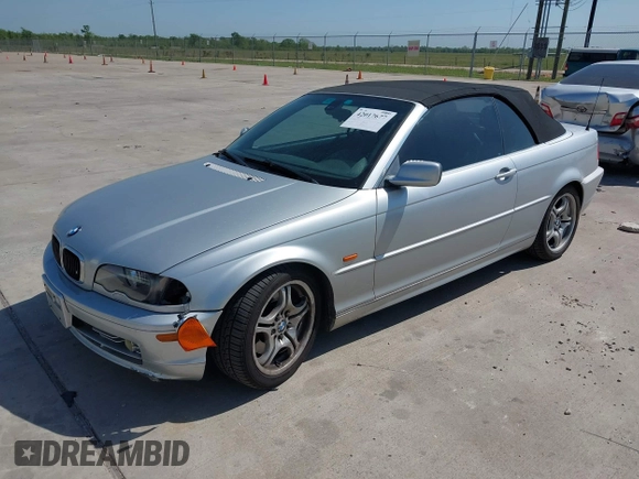 2001 BMW 3 Series 330Ci with VIN WBABS53431EV86967, listed as a IAAI auction lot 42017677 with 198,944 mi miles. Bid and sale history available at carsss.com. Image 2.