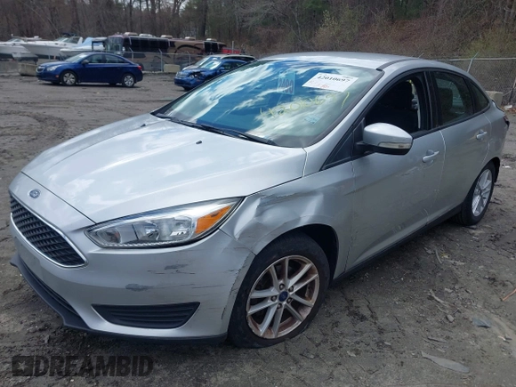 2017 Ford Focus SE with VIN 1FADP3F25HL335102, listed as a IAAI auction lot 42010697 with 77,389 mi miles. Bid and sale history available at carsss.com. Image 2.