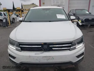 2019 Volkswagen Tiguan S with VIN 3VV1B7AX7KM018189, listed as a IAAI auction lot 41741924 with 61,740 mi miles. Bid and sale history available at carsss.com. Image 12.