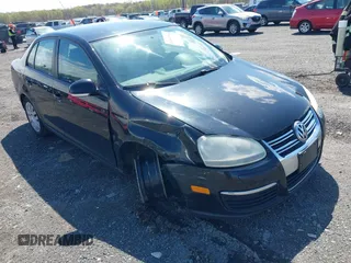 2010 Volkswagen Jetta S с VIN 3VWJZ7AJ5AM002400, выставлен на аукционе IAAI как лот 42048462 с пробегом 191 851 миль миль и . История ставок и продаж доступна на DreamBid. Изображение 1.
