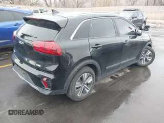 2022 Kia Niro LXS with VIN KNDCB3LC8N5549678, listed as a IAAI auction lot 41528469 with 46,989 mi miles. Bid and sale history available at carsss.com. Image 4.