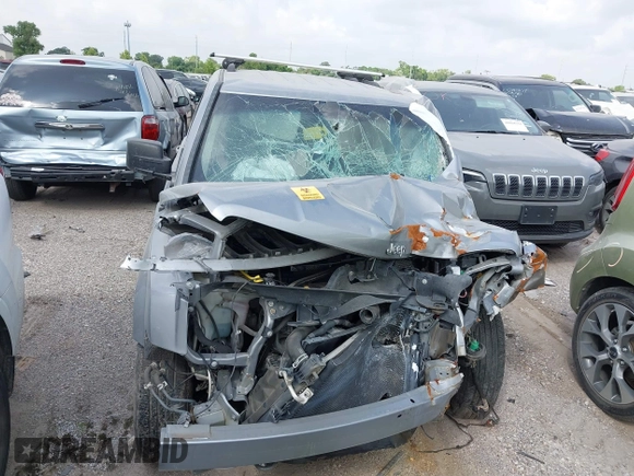 2017 Jeep Patriot Sport SE with VIN 1C4NJPBA8HD116584, listed as a IAAI auction lot 42067579 with Not provided miles and . Bid and sale history available at DreamBid. Image 11.