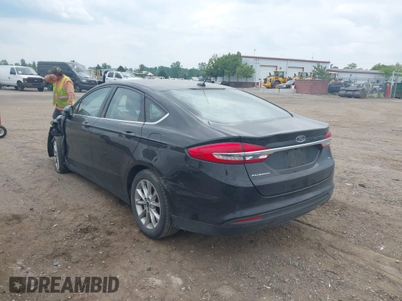 2017 Ford Fusion SE z VIN 3FA6P0H73HR283356, wystawiony jako IAAI lot #42416078 z przebiegiem 52 337 mil mil oraz . Historia ofert i sprzedaży dostępna na DreamBid. Obrazek 3.