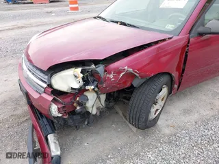 2005 Chevrolet Malibu LT with VIN 1G1ZU548X5F149568, listed as a IAAI auction lot 40870279 with 237,623 mi miles. Bid and sale history available at carsss.com. Image 6.