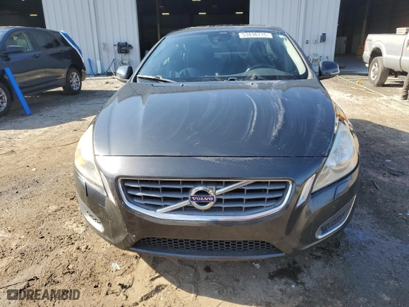 2013 Volvo S60 T5 with VIN YV1612FH3D2177811, listed as a Copart auction lot 53438715 with 146,829 mi miles and Salvage Title. Bid and sale history available at carsss.com. Image 5.