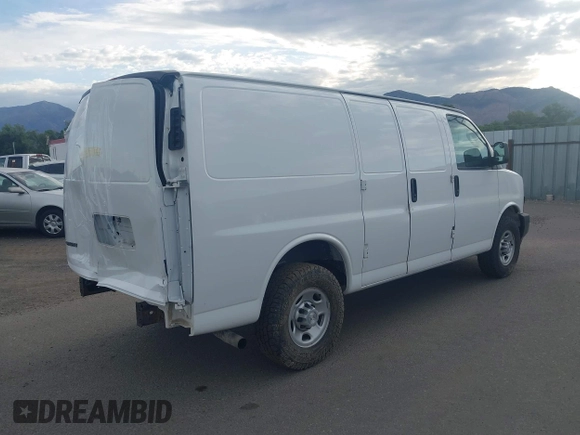 2019 Chevrolet Express Cargo with VIN 1GCWGAFP1K1254216, listed as a IAAI auction lot 42434125 with 257,792 mi miles and . Bid and sale history available at DreamBid. Image 4.
