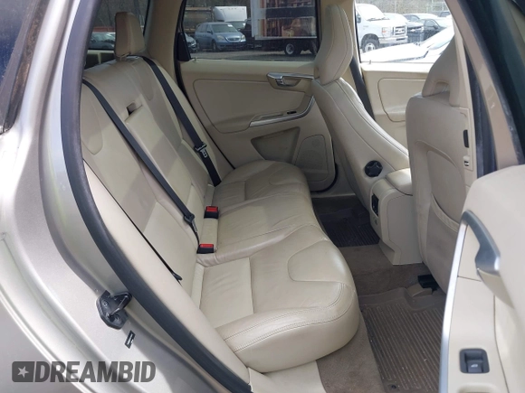 2011 Volvo XC60 3.0T с VIN YV4902DZXB2189062, выставлен на аукционе IAAI как лот 42091241 с пробегом 180 008 миль миль и . История ставок и продаж доступна на DreamBid. Изображение 8.