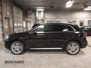 2018 Audi Q5 Premium Plus with VIN WA1BNAFY2J2201427, listed as a IAAI auction lot 42009685 with 75,465 mi miles. Bid and sale history available at carsss.com. Image 14.