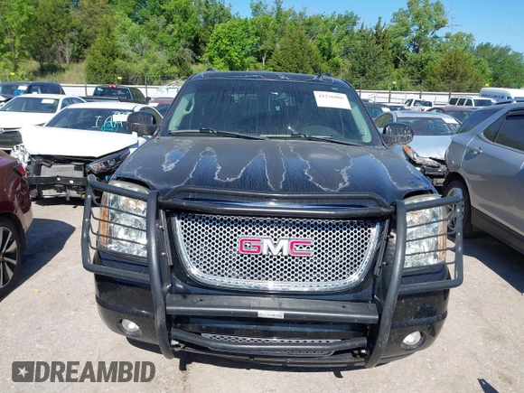 2008 GMC Yukon XL z VIN 1GKFK66838J228301, wystawiony jako IAAI lot #42226806 z przebiegiem 242 968 mil mil oraz . Historia ofert i sprzedaży dostępna na DreamBid. Obrazek 12.