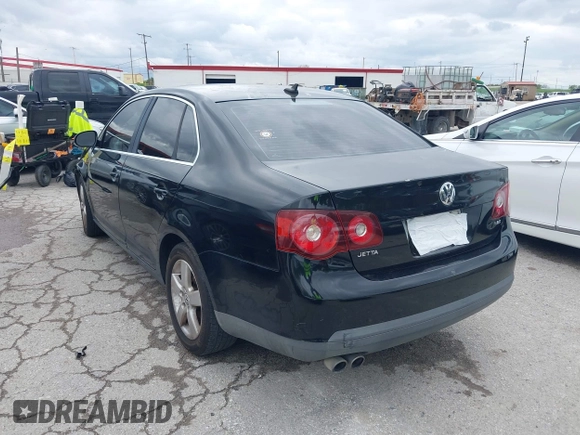 2008 Volkswagen Jetta Sedan SE with VIN 3VWRM71K58M104364, listed as a IAAI auction lot 41917090 with 178,399 mi miles. Bid and sale history available at carsss.com. Image 3.