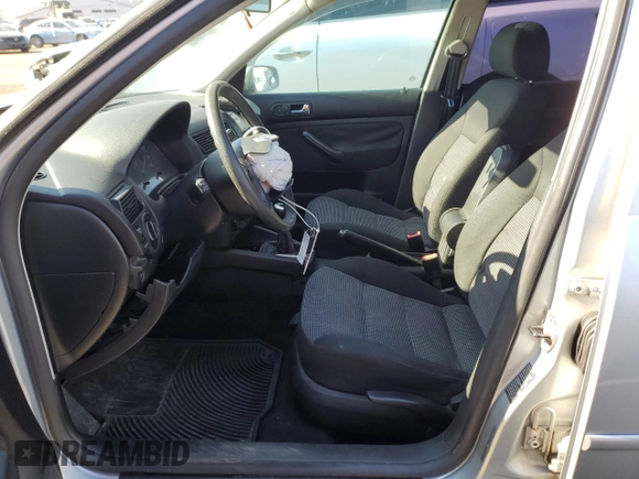 2005 Volkswagen Golf GLS z VIN 9BWGR61J854005046, wystawiony jako Copart lot #43132445 z przebiegiem 182 368 mil mil oraz Szkoda całkowita • Salvage title. Historia ofert i sprzedaży dostępna na DreamBid. Obrazek 7.