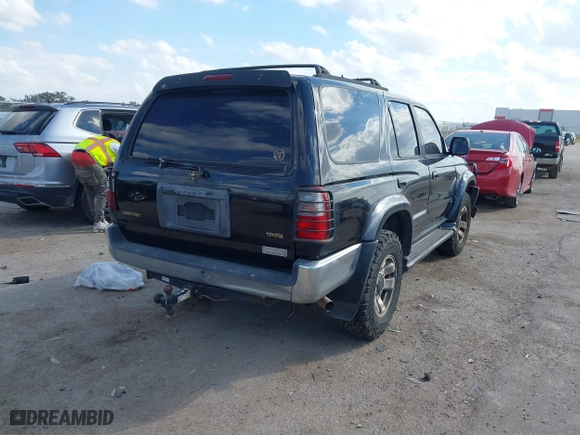 1998 Toyota 4Runner Limited with VIN JT3HN87R3W0192535, listed as a IAAI auction lot 40708233 with 269,154 mi miles. Bid and sale history available at carsss.com. Image 4.