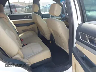 2016 Ford Explorer XLT with VIN 1FM5K7D87GGA58287, listed as a IAAI auction lot 41724911 with 137,086 mi miles and . Bid and sale history available at carsss.com. Image 8.