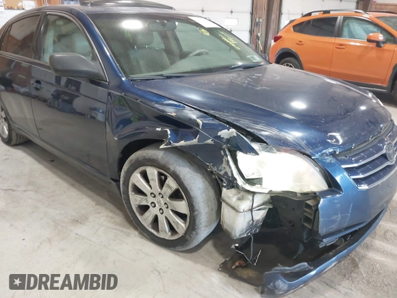 2006 Toyota Avalon XL with VIN 4T1BK36BX6U115280, listed as a IAAI auction lot 42081538 with 240,666 mi miles. Bid and sale history available at carsss.com. Image 6.