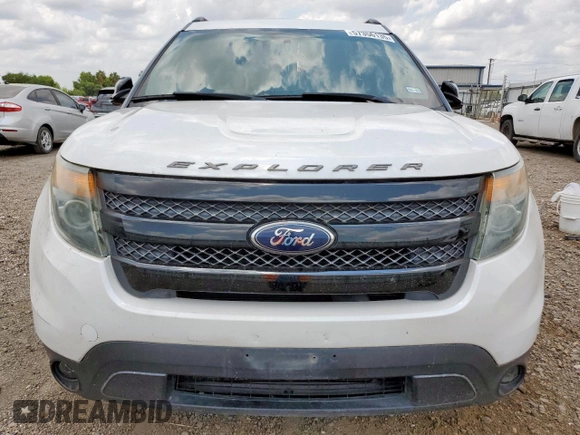2013 Ford Explorer Sport с VIN 1FM5K8GT0DGC05518, выставлен на аукционе Copart как лот 57356135 с пробегом 235 279 миль миль и Списание • Salvage title. История ставок и продаж доступна на DreamBid. Изображение 5.