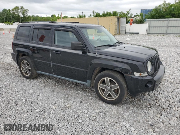 2010 Jeep Patriot Sport z VIN 1J4NF2GB4AD512307, wystawiony jako Copart lot #57686005 z przebiegiem 92 884 mil mil oraz Czysty tytuł • Clean title. Historia ofert i sprzedaży dostępna na DreamBid. Obrazek 4.
