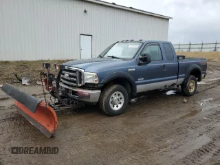 2005 Ford Super Duty F-250 XL with VIN 1FTSX21P05EC77088, listed as a Copart auction lot 47224525 with 220,309 mi miles and Clean Title. Bid and sale history available at carsss.com. Image 1.