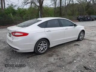 2014 Ford Fusion SE with VIN 3FA6P0HD4ER326782, listed as a IAAI auction lot 41945145 with 174,932 mi miles. Bid and sale history available at carsss.com. Image 4.