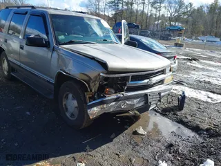 1998 Chevrolet Tahoe with VIN 1GNEK13R7WJ367763, listed as a IAAI auction lot 41442910 with 270,488 mi miles. Bid and sale history available at carsss.com. Image 6.