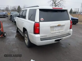 2016 Chevrolet Tahoe LT with VIN 1GNSKBKC6GR462856, listed as a IAAI auction lot 41687980 with 113,161 mi miles and . Bid and sale history available at DreamBid. Image 3.