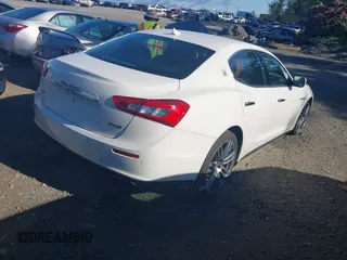 2015 Maserati Ghibli S Q4 с VIN ZAM57RTA1F1139305, выставлен на аукционе IAAI как лот 42524698 с пробегом 62 599 миль миль и . История ставок и продаж доступна на DreamBid. Изображение 4.