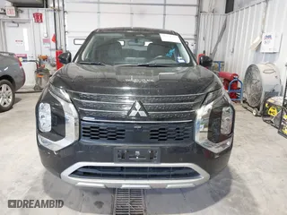 2024 Mitsubishi Outlander SE with VIN JA4J4VA82RZ013815, listed as a IAAI auction lot 41851733 with 35,084 mi miles. Bid and sale history available at carsss.com. Image 12.