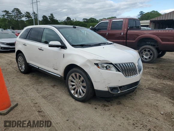2012 Lincoln MKX with VIN 2LMDJ6JK4CBL13038, listed as a Copart auction lot 51990355 with 178,887 mi miles and Salvage Title. Bid and sale history available at carsss.com. Image 4.