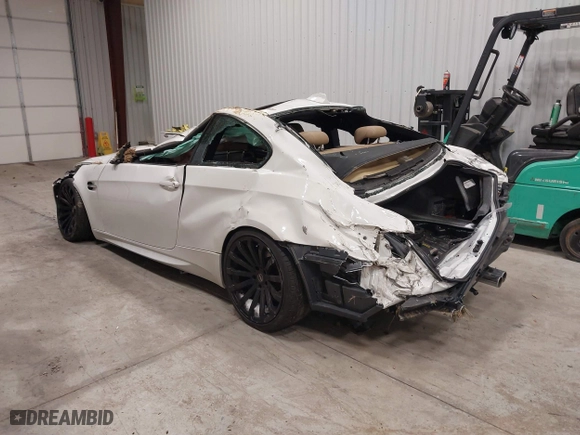 2011 BMW M3 with VIN WBSKG9C57BE368576, listed as a IAAI auction lot 41412805 with 1 mi miles. Bid and sale history available at carsss.com. Image 3.