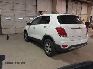 2017 Chevrolet Trax LT with VIN KL7CJPSB7HB243335, listed as a IAAI auction lot 41705724 with 85,309 mi miles. Bid and sale history available at carsss.com. Image 3.