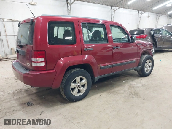 2011 Jeep Liberty Sport Jet z VIN 1J4PN2GK5BW531790, wystawiony jako IAAI lot #42333380 z przebiegiem 179 835 mil mil oraz . Historia ofert i sprzedaży dostępna na DreamBid. Obrazek 4.