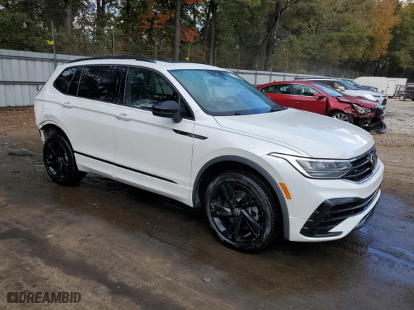 2023 Volkswagen Tiguan SE R-Line Black with VIN 3VV8B7AX7PM076826, listed as a Copart auction lot 78184004 with 14,076 mi miles and Salvage Title. Bid and sale history available at carsss.com. Image 4.