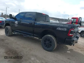2022 Ram 2500 Big Horn with VIN 3C6UR5DL1NG166403, listed as a IAAI auction lot 41936951 with 76,537 mi miles and . Bid and sale history available at DreamBid. Image 3.