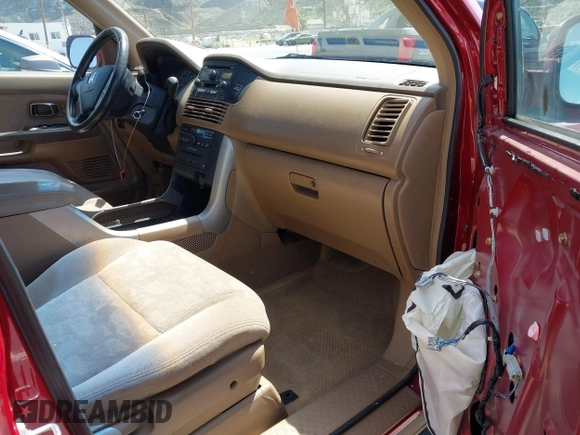 2005 Honda Pilot EX with VIN 2HKYF18495H526930, listed as a IAAI auction lot 41902628 with 128,055 mi miles. Bid and sale history available at carsss.com. Image 5.