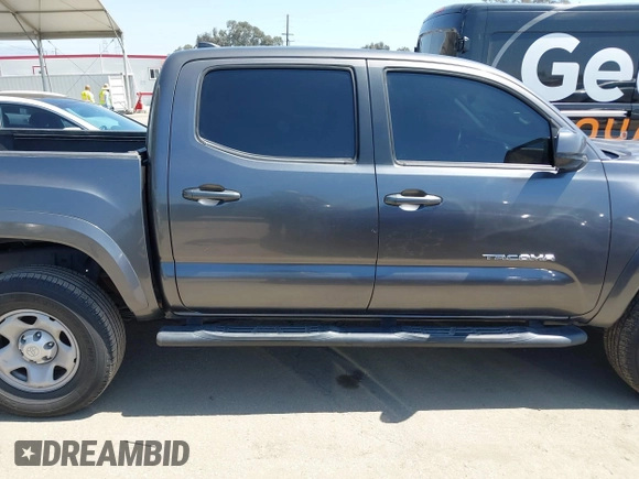 2016 Toyota Tacoma SR5 with VIN 5TFAX5GN7GX055884, listed as a IAAI auction lot 41943589 with 85,443 mi miles. Bid and sale history available at carsss.com. Image 13.