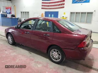 2006 Ford Focus S z VIN 1FAFP34N76W153239, wystawiony jako Copart lot #53085555 z przebiegiem 118 259 mil mil oraz Szkody całkowita. Historia ofert i sprzedaży dostępna na DreamBid. Obrazek 2.