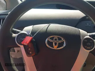 2010 Toyota Prius II z VIN JTDKN3DU2A0075518, wystawiony jako IAAI lot #41767139 z przebiegiem 235 211 mil mil oraz . Historia ofert i sprzedaży dostępna na DreamBid. Obrazek 11.