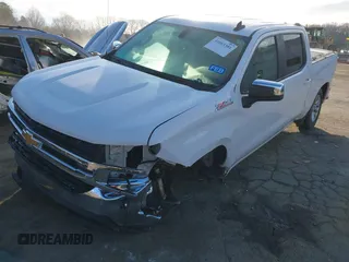 2019 Chevrolet Silverado 1500 LT with VIN 3GCUYDED6KG131283, listed as a IAAI auction lot 41663381 with 103,041 mi miles. Bid and sale history available at carsss.com. Image 17.