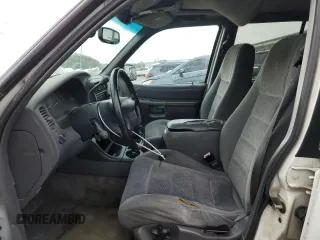 1999 Ford Explorer XLT with VIN 1FMZU32E7XUC76809, listed as a Copart auction lot 45503065 with 276,876 mi miles and Salvage title. Bid and sale history available at DreamBid. Image 7.