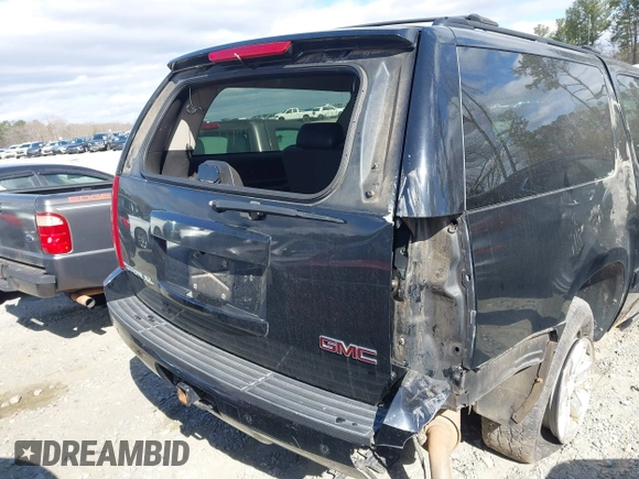 2013 GMC Yukon XL SLT with VIN 1GKS1KE02DR176998, listed as a IAAI auction lot 41839522 with 175,923 mi miles. Bid and sale history available at carsss.com. Image 6.