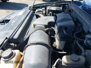 2000 Ford Expedition Eddie Bauer with VIN 1FMPU18LXYLA13237, listed as a IAAI auction lot 42127324 with Not provided miles and . Bid and sale history available at DreamBid. Image 12.